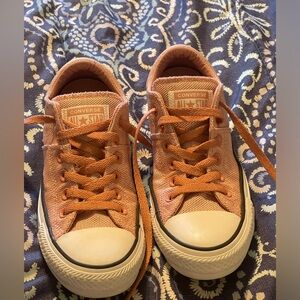 Women’s Converse Madison Size 7